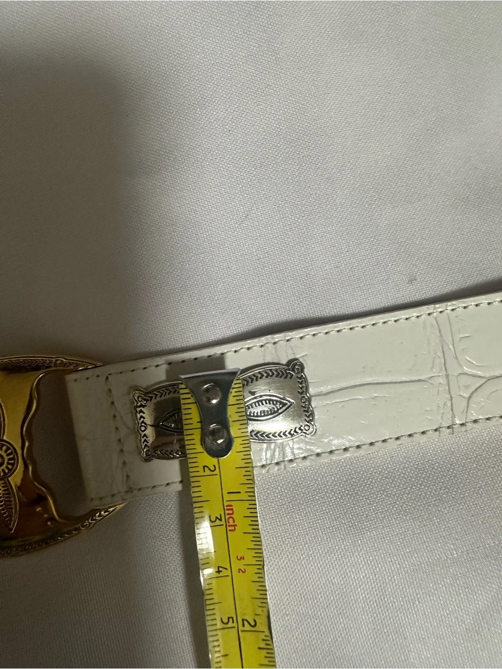 Michael Rose  White Leather women’s Belt with Gold Buckle size S/M